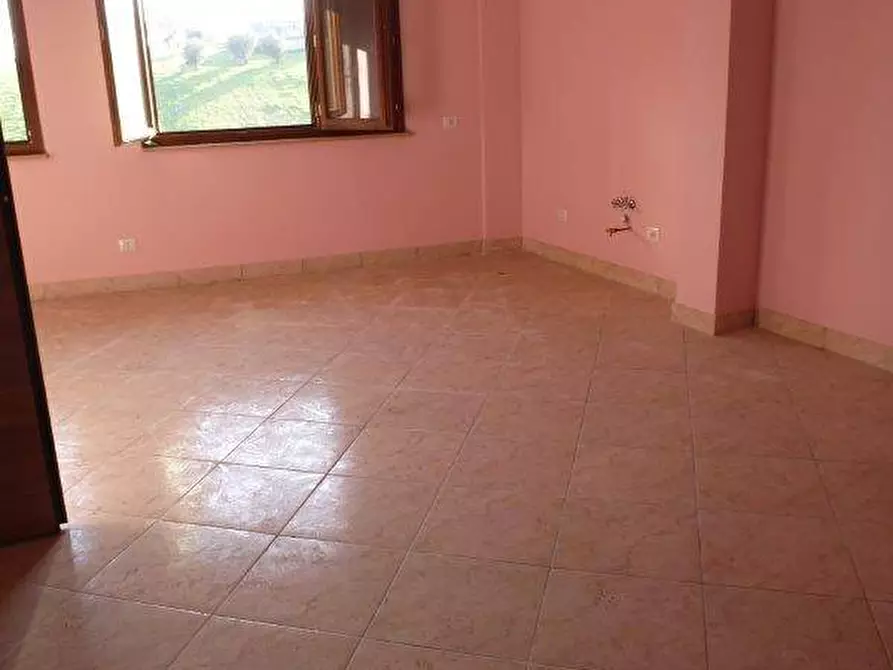 Immagine 2 di Appartamento in affitto  a Corropoli