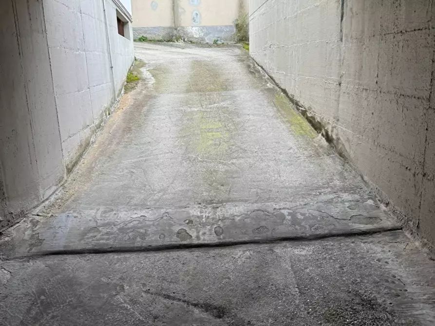 Immagine 7 di Appartamento in vendita  in via messina 31 a Mosciano Sant'angelo