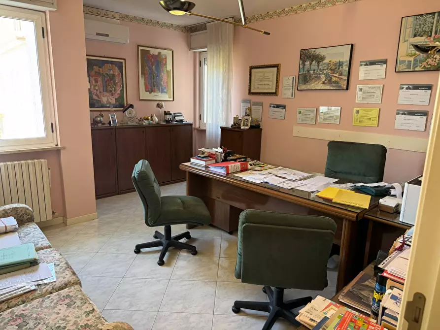 Immagine 11 di Appartamento in vendita  in via messina 31 a Mosciano Sant'angelo