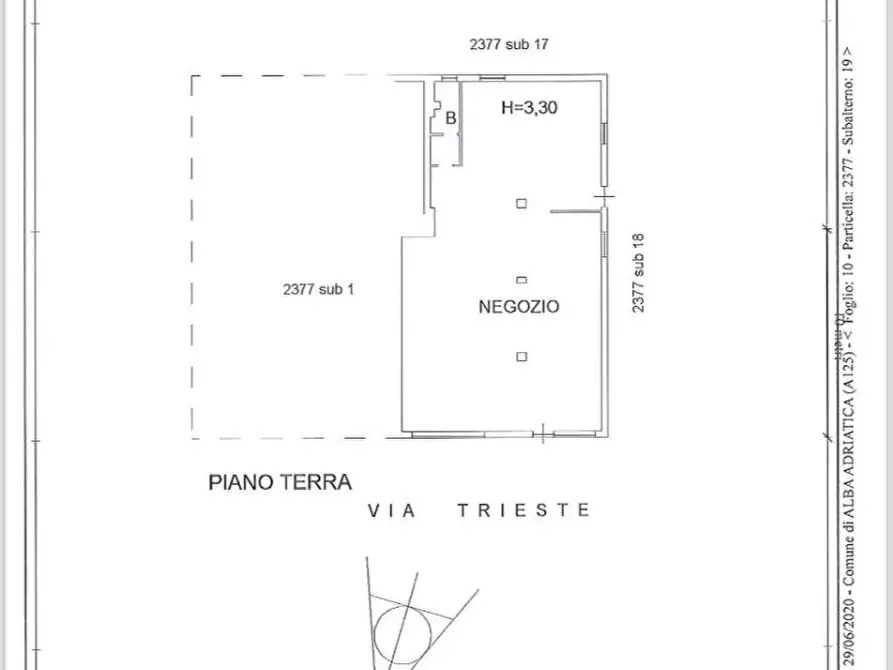 Immagine 34 di Locale commerciale in affitto  in via trieste a Alba Adriatica