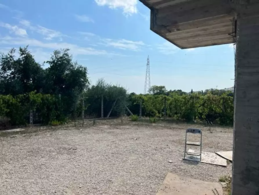Immagine 2 di Capannone industriale in vendita  in VIA RIPOLI a Corropoli
