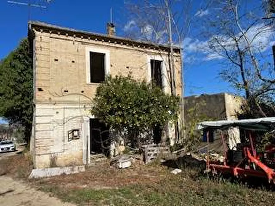 Immagine 9 di Rustico / casale in vendita  in VIA DEL VECCHIO FORTE a Alba Adriatica
