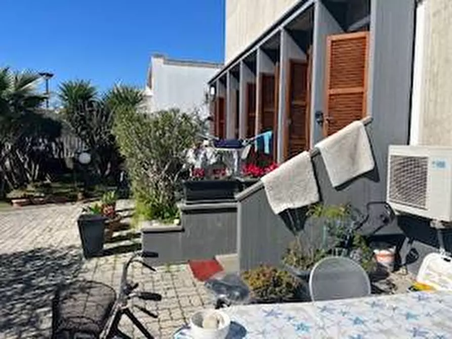 Immagine 6 di Villa in vendita  in VIALE MAZZINI 63 a Alba Adriatica