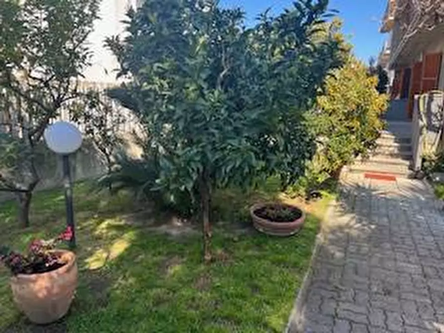 Immagine 12 di Villa in vendita  in VIALE MAZZINI 63 a Alba Adriatica