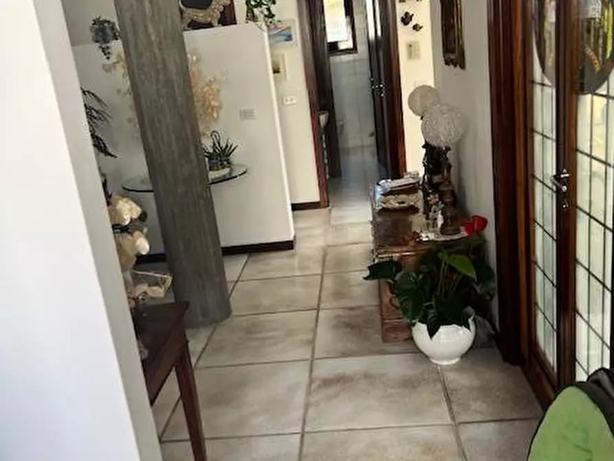 Immagine 15 di Villa in vendita  in VIALE MAZZINI 63 a Alba Adriatica