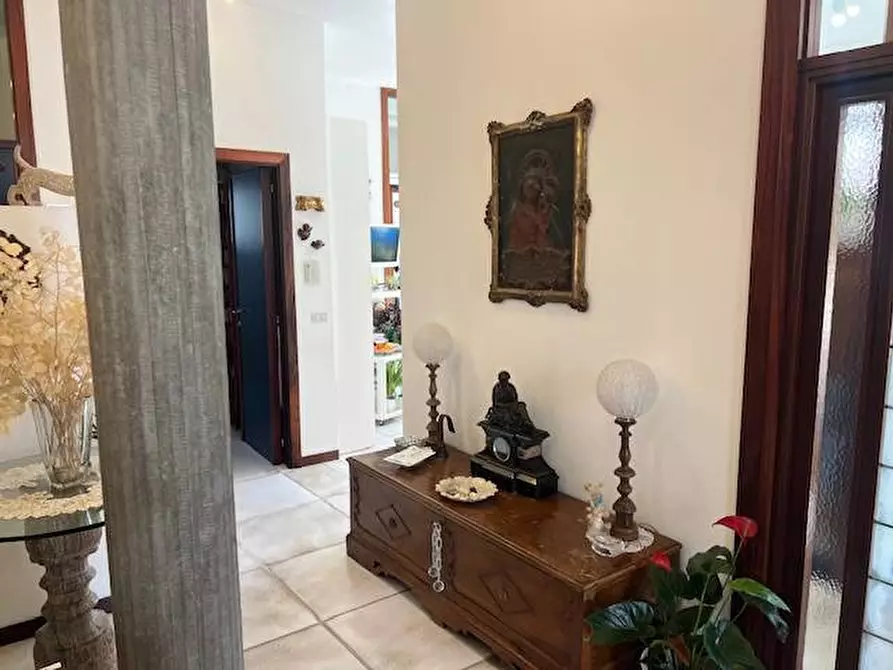 Immagine 19 di Villa in vendita  in VIALE MAZZINI 63 a Alba Adriatica