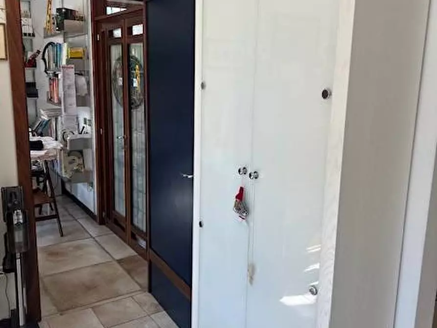 Immagine 35 di Villa in vendita  in VIALE MAZZINI 63 a Alba Adriatica