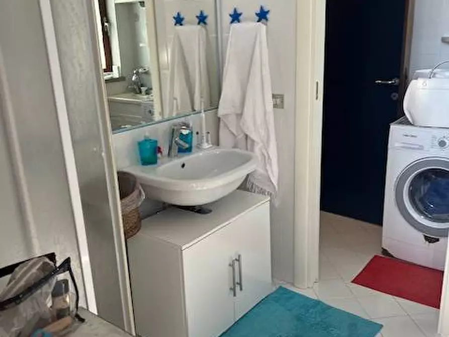 Immagine 47 di Villa in vendita  in VIALE MAZZINI 63 a Alba Adriatica