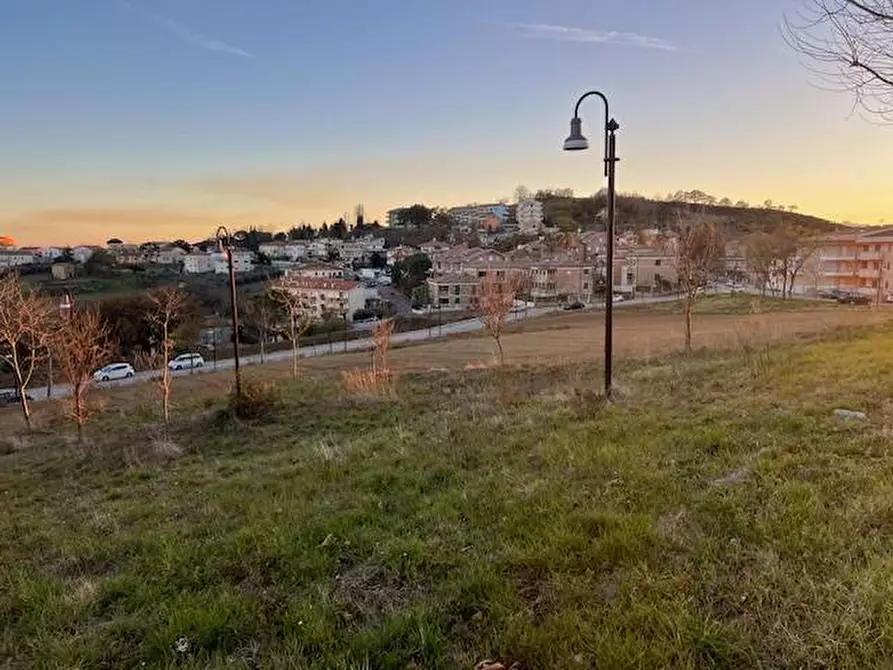 Immagine 2 di Terreno residenziale in vendita  in VIA XXIV MAGGIO snc a Tortoreto