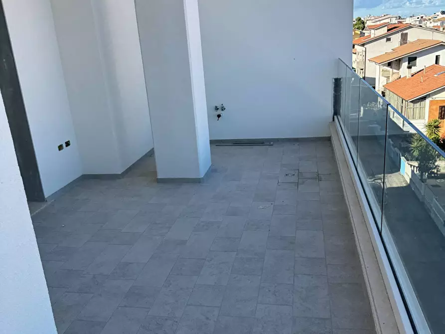 Immagine 6 di Appartamento in vendita  in via pepe 62 a Tortoreto