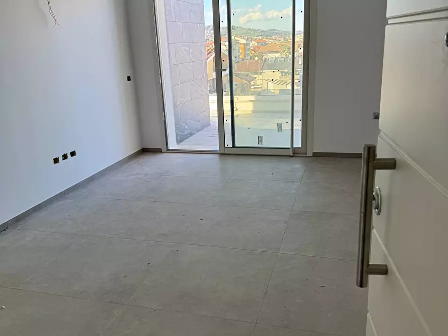 Immagine 20 di Appartamento in vendita  in via pepe 62 a Tortoreto