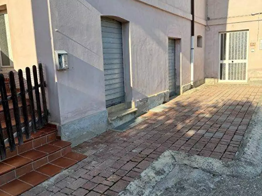 Immagine 18 di Rustico / casale in vendita  in via del vecchio forte a Alba Adriatica