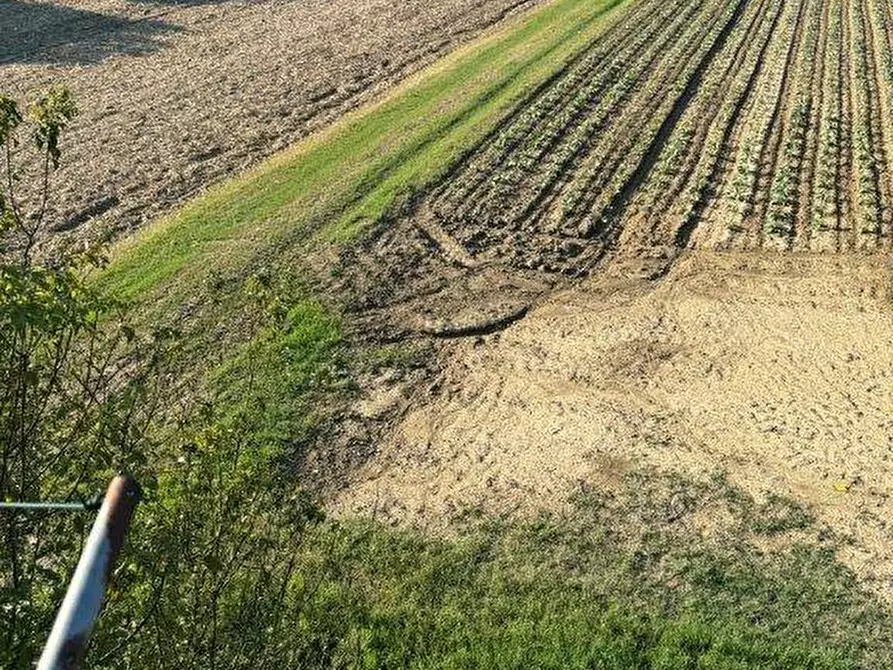 Immagine 27 di Rustico / casale in vendita  in via del vecchio forte a Alba Adriatica