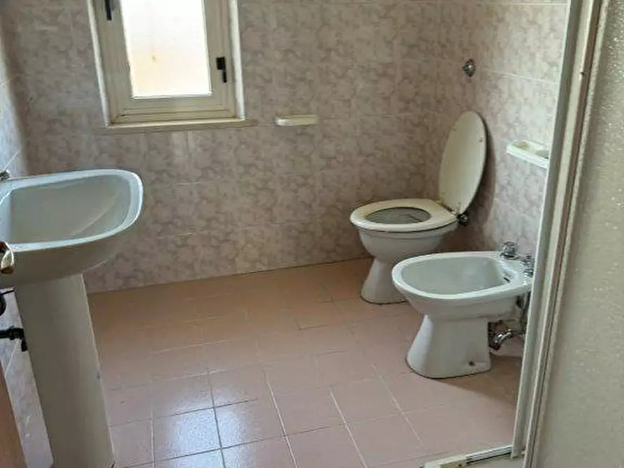 Immagine 44 di Rustico / casale in vendita  in via del vecchio forte a Alba Adriatica