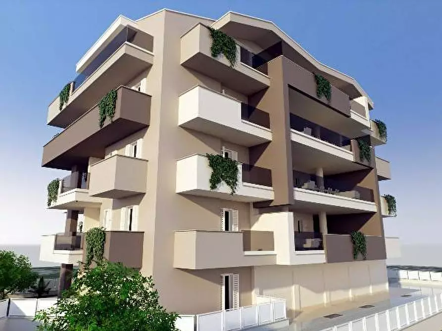 Immagine 2 di Appartamento in vendita  in VIA LEONARDO DA VINCI a Tortoreto