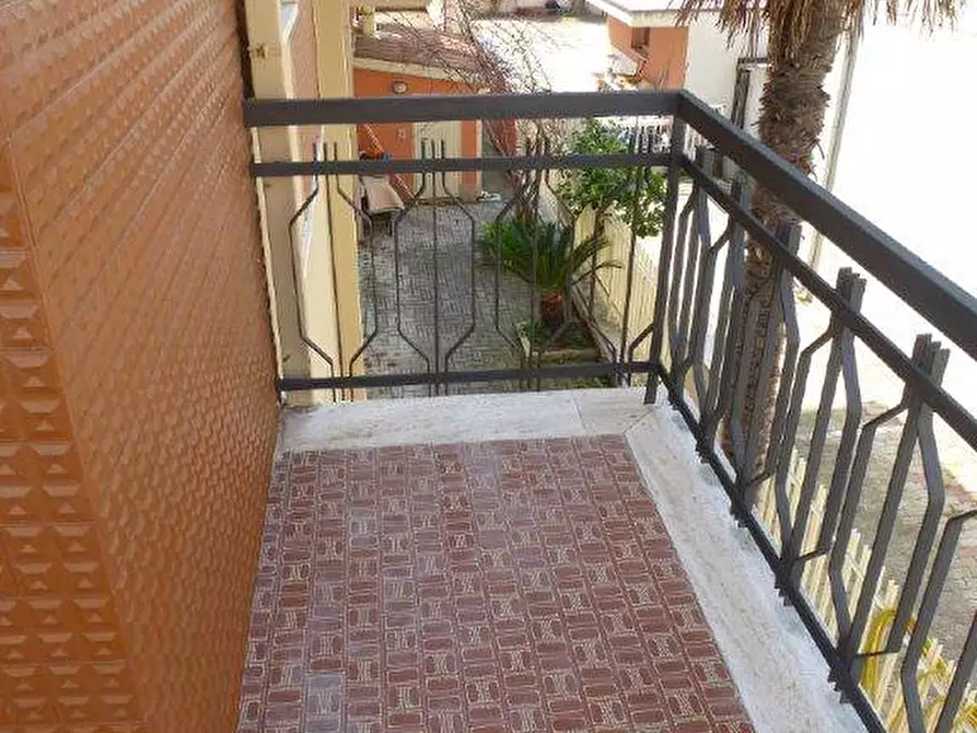 Immagine 8 di Appartamento in vendita  in via calabria 15 a Alba Adriatica