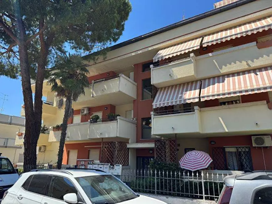 Immagine 2 di Appartamento in vendita  in via Gorizia 8 a Alba Adriatica