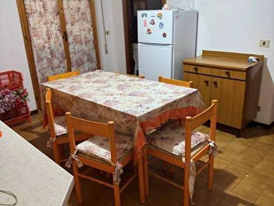 Immagine 9 di Appartamento in vendita  in via Gorizia 8 a Alba Adriatica