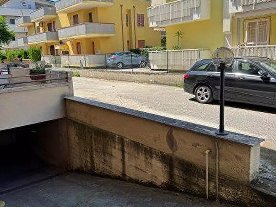 Immagine 5 di Appartamento in vendita  in via Gorizia 8 a Alba Adriatica