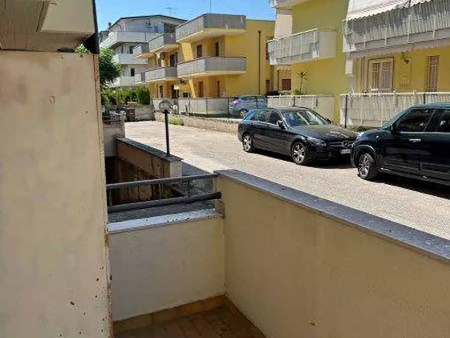 Immagine 39 di Appartamento in vendita  in via Gorizia 8 a Alba Adriatica