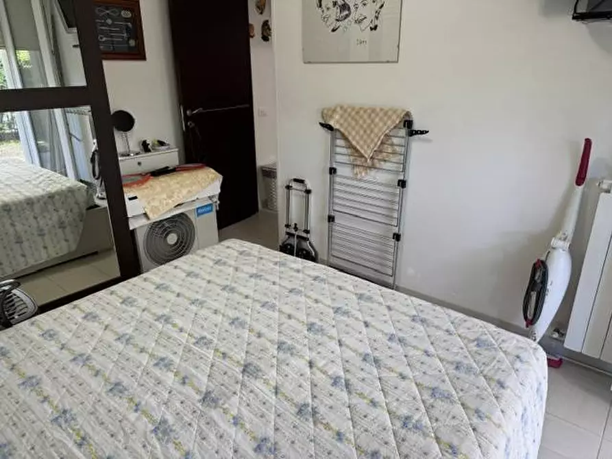 Immagine 10 di Appartamento in vendita  in VIA RIMINI 1 a Tortoreto
