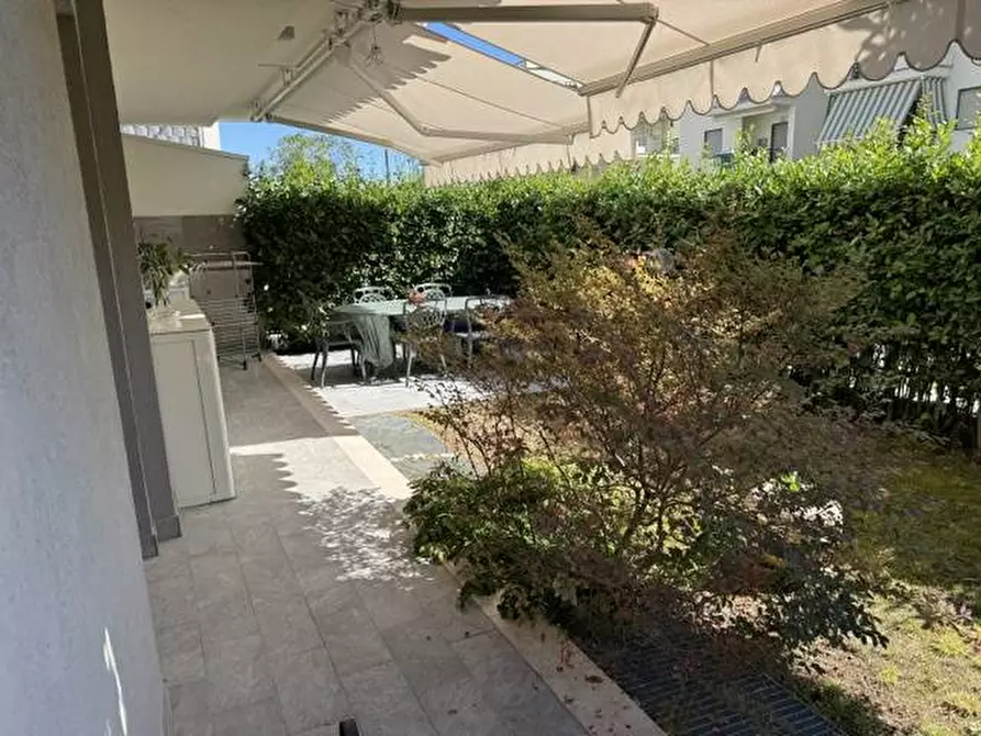 Immagine 22 di Appartamento in vendita  in VIA RIMINI 1 a Tortoreto