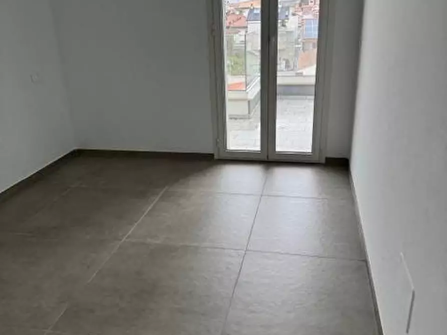 Immagine 11 di Appartamento in vendita  in VIA GUGLIELMO PEPE 62 a Tortoreto