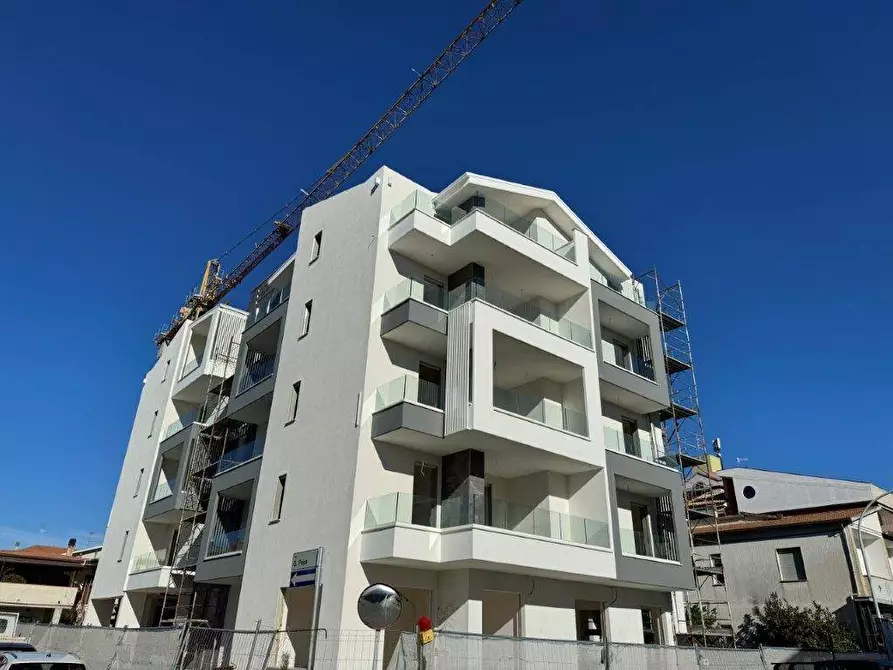 Immagine 4 di Appartamento in vendita  in VIA GUGLIELMO PEPE 62 a Tortoreto