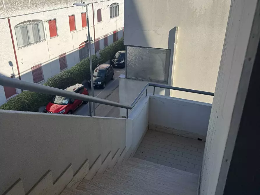 Immagine 8 di Appartamento in vendita  in VIA GUGLIELMO PEPE 55 a Tortoreto