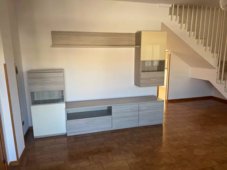 Immagine 11 di Appartamento in vendita  in VIA GUGLIELMO PEPE 55 a Tortoreto