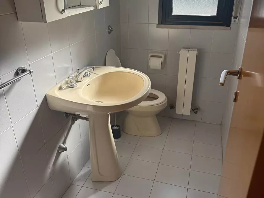 Immagine 18 di Appartamento in vendita  in VIA GUGLIELMO PEPE 55 a Tortoreto