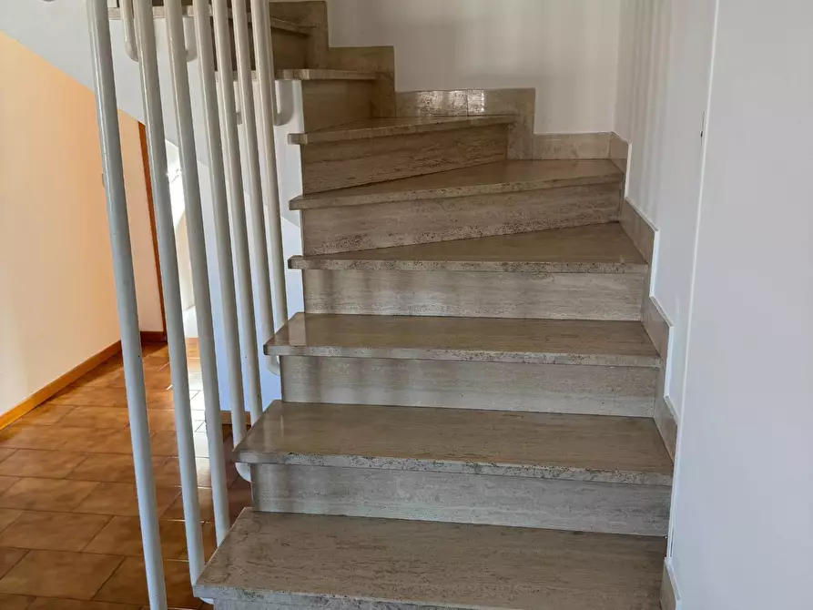 Immagine 24 di Appartamento in vendita  in VIA GUGLIELMO PEPE 55 a Tortoreto