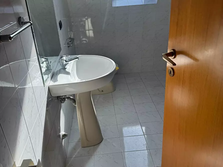 Immagine 44 di Appartamento in vendita  in VIA GUGLIELMO PEPE 55 a Tortoreto