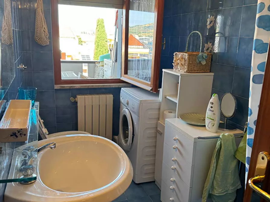 Immagine 28 di Appartamento in vendita  in via pompeo 13 a Alba Adriatica