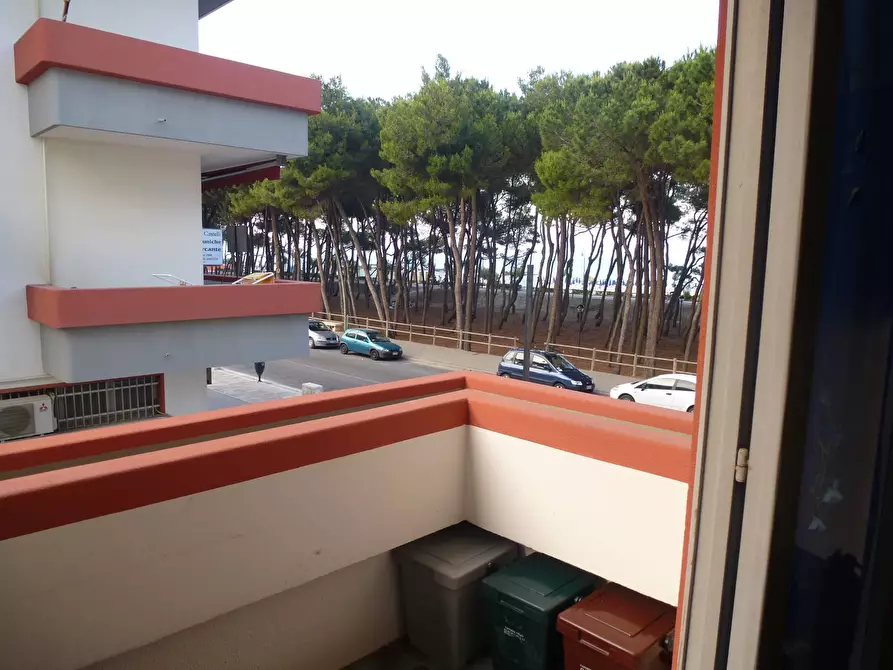 Immagine 2 di Appartamento in vendita  in via Guglielmo Marconi 206 a Alba Adriatica