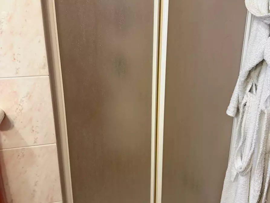 Immagine 12 di Appartamento in affitto  in VIA GIOLITTI a Tortoreto