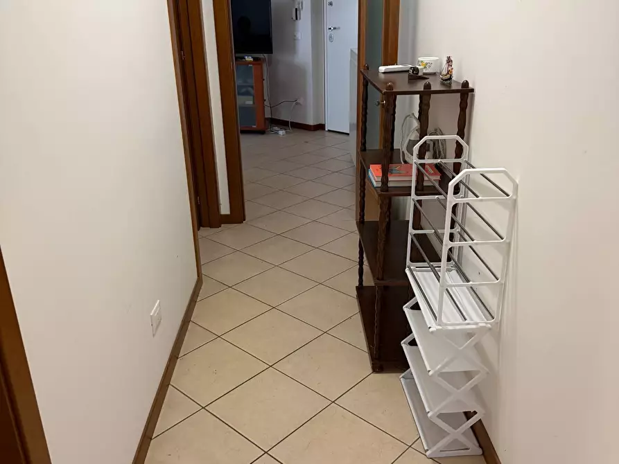 Immagine 13 di Appartamento in affitto  in VIA GIOLITTI a Tortoreto