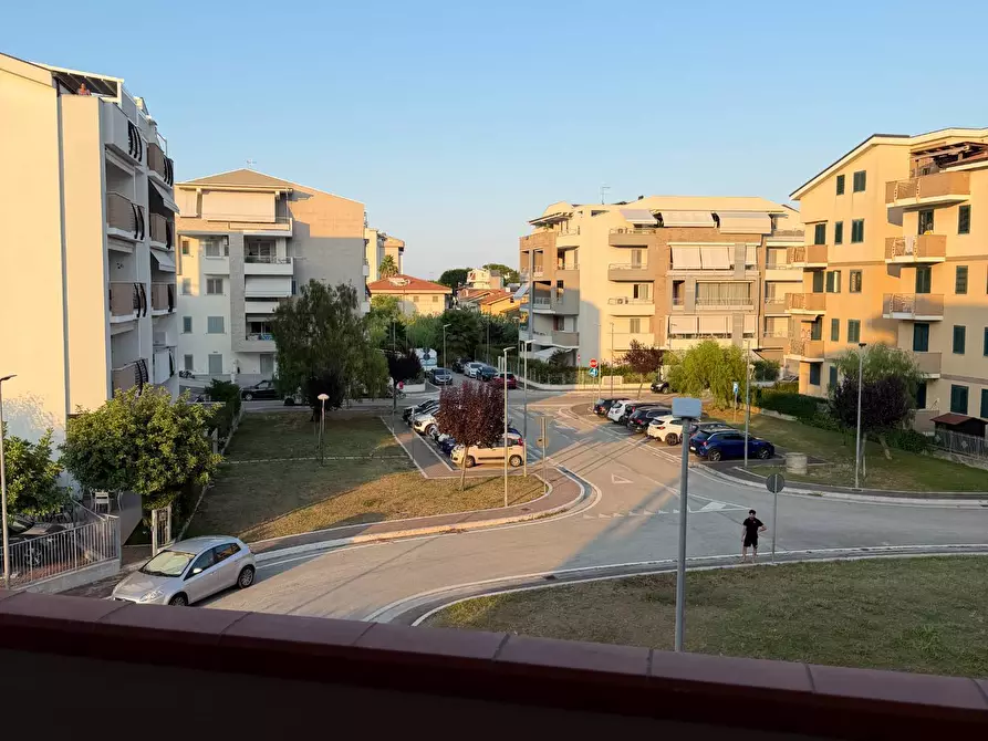 Immagine 18 di Appartamento in affitto  in VIA GIOLITTI a Tortoreto