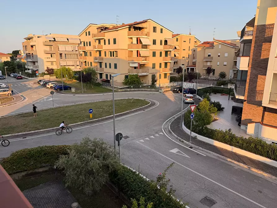 Immagine 1 di Appartamento in affitto  in VIA GIOLITTI a Tortoreto
