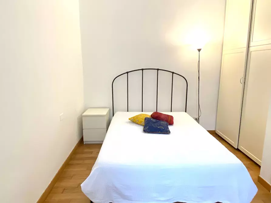 Immagine 17 di Appartamento in affitto  in Via Correggio a Milano