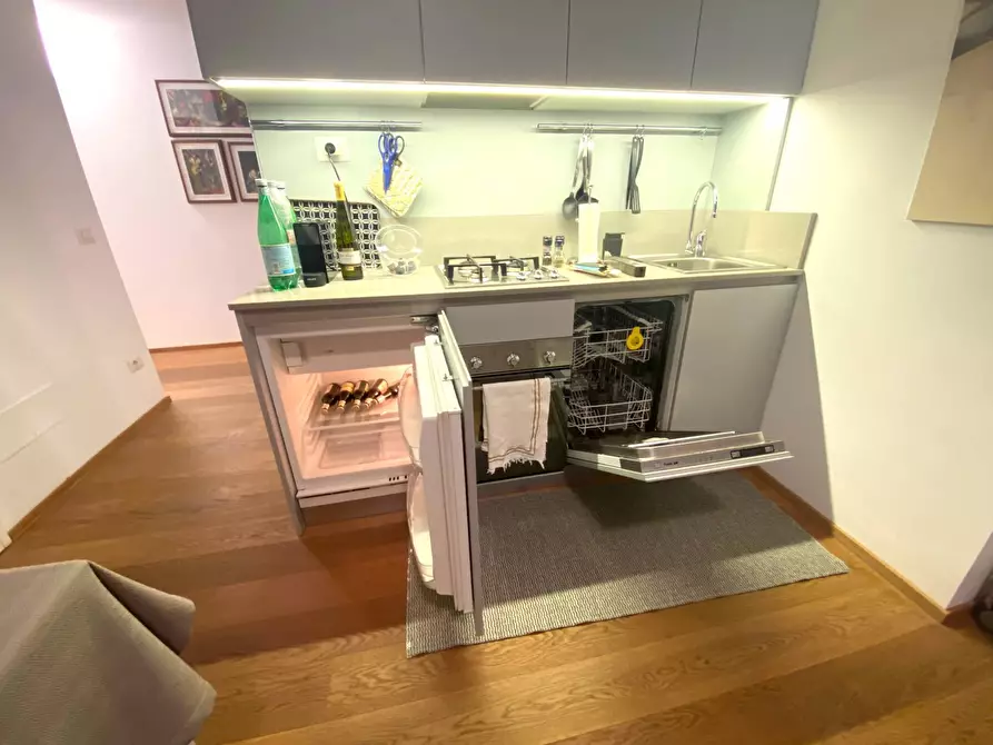 Immagine 4 di Appartamento in affitto  in Via Del Vecchio Politecnico 5 a Milano