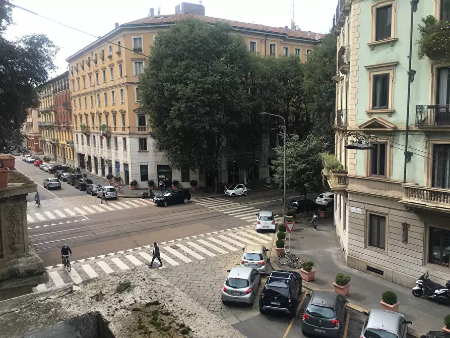 Immagine 2 di Box auto in affitto  in Via Francesco  Petrarca 7 a Milano