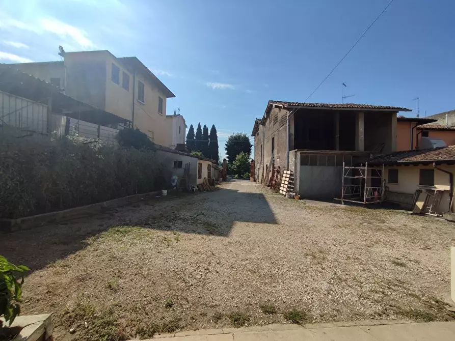 Immagine 11 di Rustico / casale in vendita  in Provinciale 78 a Lonato del Garda