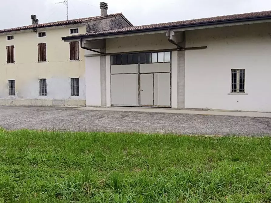 Immagine 3 di Casa indipendente in vendita  in Casalpoglio a Castel Goffredo
