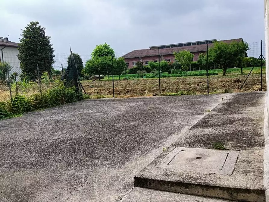 Immagine 4 di Casa indipendente in vendita  in Casalpoglio a Castel Goffredo