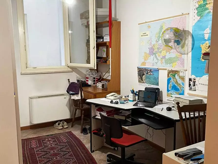 Immagine 32 di Villa in vendita  in Vicina a Desenzano Del Garda