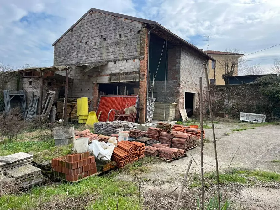Immagine 31 di Rustico / casale in vendita  in Morti dell'Astore a Castiglione Delle Stiviere
