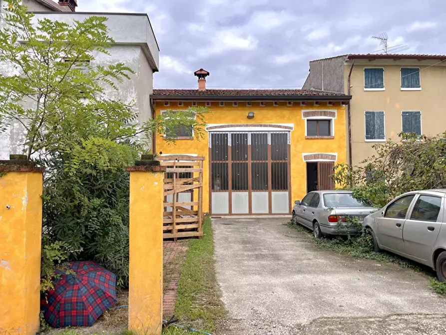 Immagine 1 di Capannone industriale in vendita  in S.Lucia a Montichiari