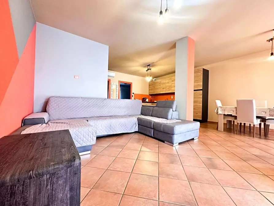 Immagine 3 di Attico in vendita  in Vaccarolo a Desenzano Del Garda