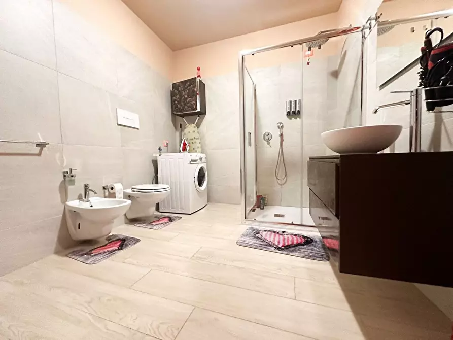 Immagine 19 di Attico in vendita  in Vaccarolo a Desenzano Del Garda